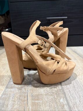 Express Tan Suede Knot Platform Block Heels